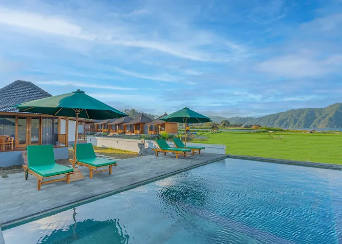 ロッジ D Sila's Tepi Danu & Natural Hot Spring Kintamani